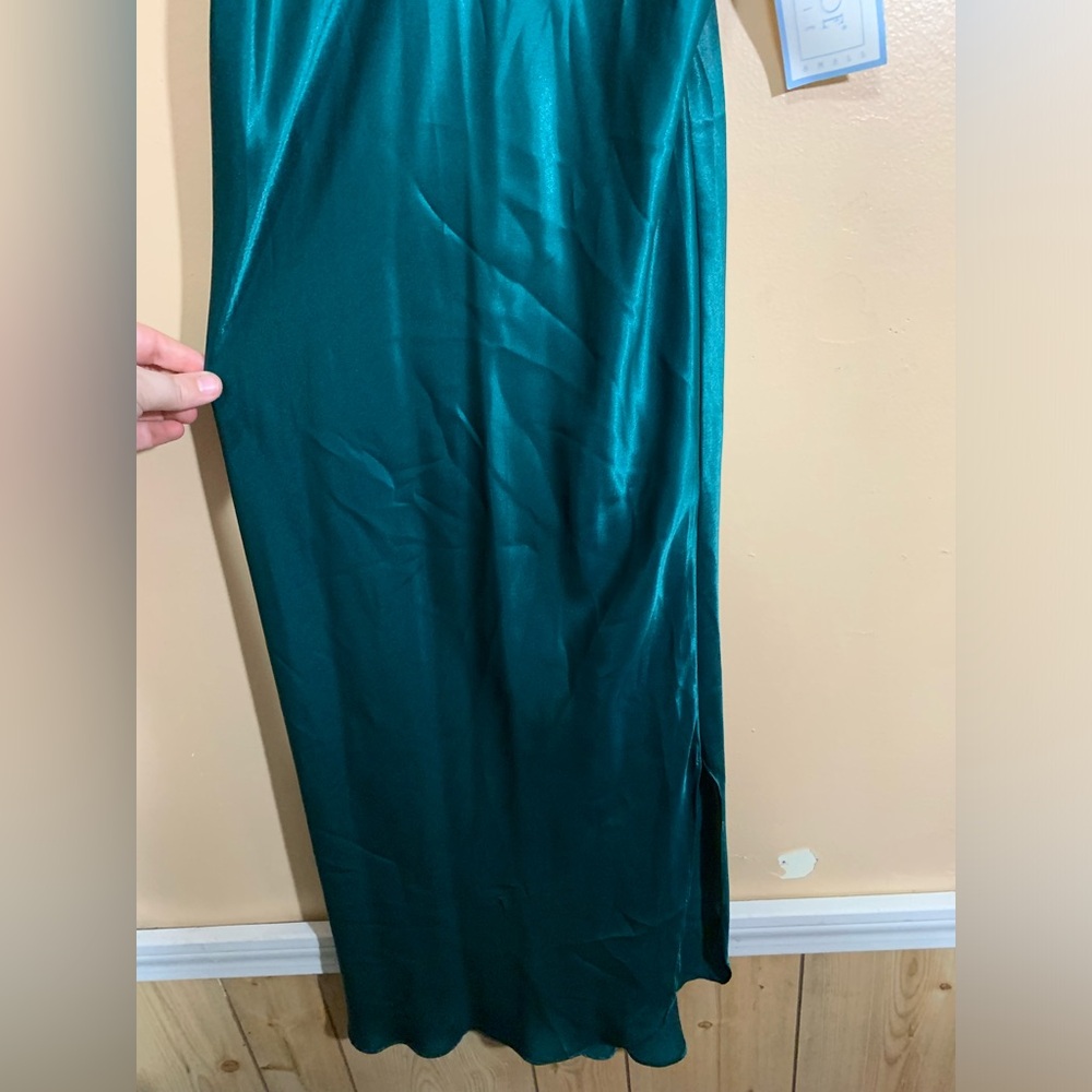 NEW Vintage Val-Mode Lingerie Emerald Green Strappy Nightgown Floral Size Small - Picture 7 of 11